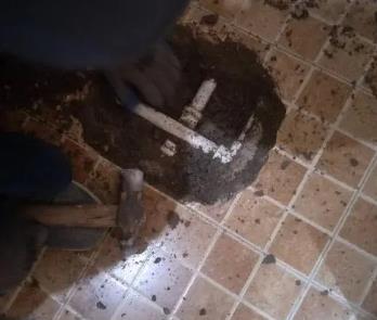 桃源卫生间漏水维修公司为您分享下卫生间渗水如何处理及注意事项